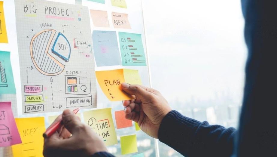 Creative Strategist Job Description Salary, Duties & More