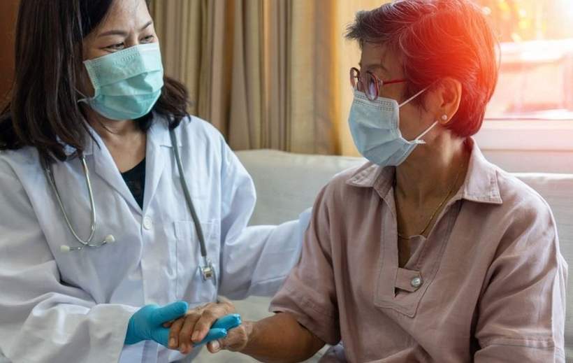 What Does a Geriatrician Do?