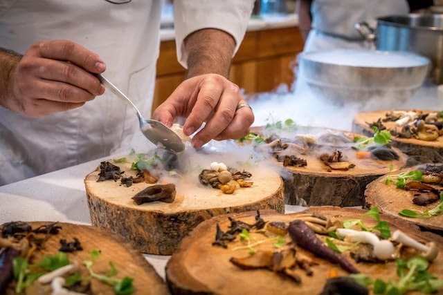 Head Chef vs. Executive Chef - What's The Difference?