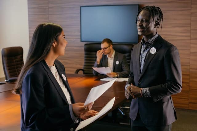 Junior Associate vs. Senior Associate: What's The Difference?