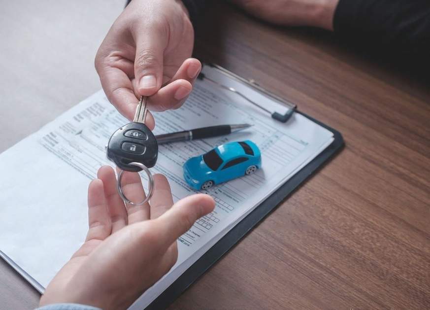 What Does a Car Rental Agent Do?