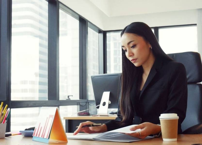 What Does a Legal Intern Do?