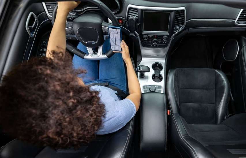 What Does a Lyft Driver Do?