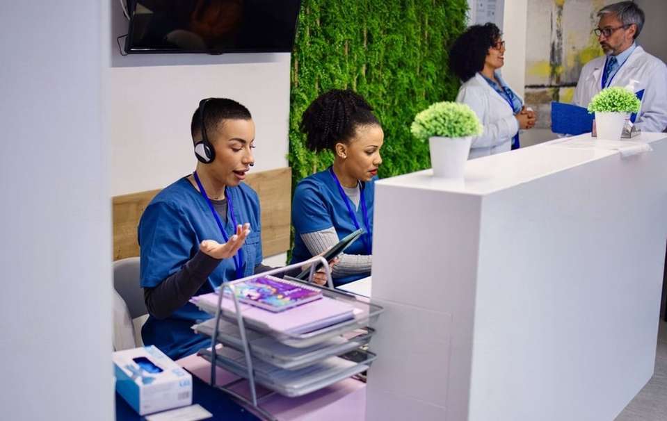 What Does a Unit Secretary Do?