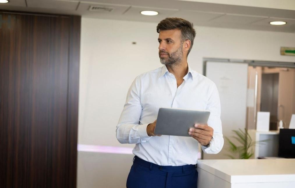 What Does an Entertainment Manager Do?